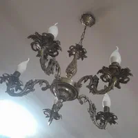 لوستراویز