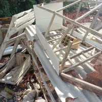 یک قفس چوبی بزرگ سالم چندتاجفکن بایددستی|لوازم جانبی حیوانات|بندرعباس, |دیوار