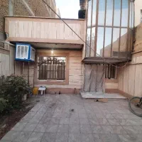 ۱۰۰ متر ویلایی/ ترتمیز / فوری