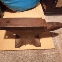 سندان فولاد قدیمی