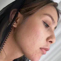 کلینیک زیبایی الماس