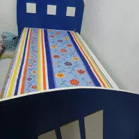 تخت تک‌نفره سالم