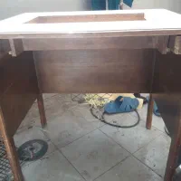 میز چرخ خیاطی