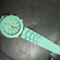 ساعت زیبا و شیک|ساعت|کنارک, |دیوار