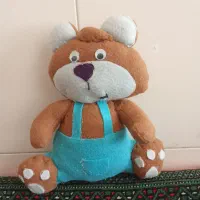 عروسک|اسباببازی|شیروان (خراسان), |دیوار