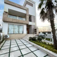 ویلاباغ-ساحلی-240متری-سند-تکبرگ-485متربنا-استخردار