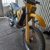 سوزوکی تی اس ار ۲۰۰