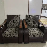 مبل ۷ نفره همراه میز عسلی