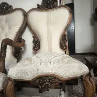 مبل میزبان