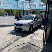 ساندرو مدل ۹۶