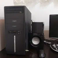مانیتور و کیس و کیبورد و میز کامپیوتر