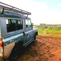 لندرور مدل ۶۹ فابریکی