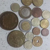 چند تا سکه قدیمی به فروش میرسد