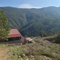زمین فروشی داخل بافت روستای پاقلعه