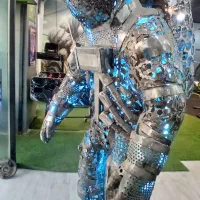 مجسمه فضانورد