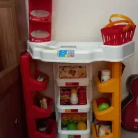 مغازه  یا فروشگاه بسیار تمیز