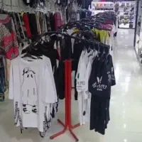 فروش وسایل پوشاک فروشی تکی و کلی|فروشگاه و مغازه|سنندج, |دیوار