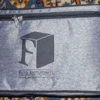 کاخن فیدا|درام و پرکاشن|تهران, تسلیحات|دیوار