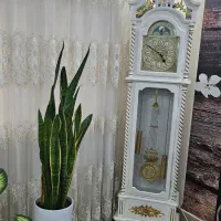 ساعت چوبی ایستاده