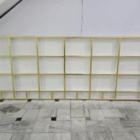 قفسه ، میز ، اتاق پرو ، و مانکن|فروشگاه و مغازه|قم, چهل درخت‎|دیوار