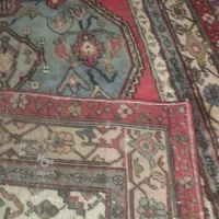 یک جفت فرش عتیقه و یک کناره قدیمی