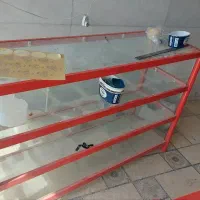 ویترین شیشه ای