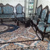 مبلمان سلطنتی ۹نفره همراه میزو دوعسلی