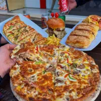 نیازمند آشپز حرفه ایی جهت کار در فست فود