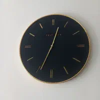 ساعت دیواری