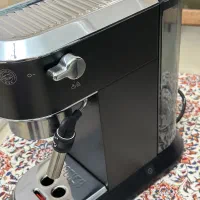 قهوه ساز دلونگی آکبند|سماور، چای‌ساز، قهوه‌ساز|کیش, |دیوار