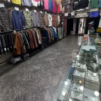 فروشنده تمام وقت و نیمه وقت پوشاک مردانه