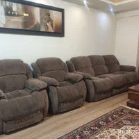 مبل راحتی ریلکسی برقی ۵ نفره|مبلمان خانگی و میز عسلی|تهران, شهرک امید|دیوار