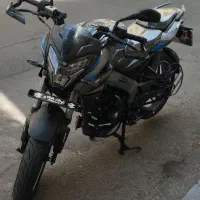 موتور ns200سه شمع رنگ کمیاب لاکی MX وینر
