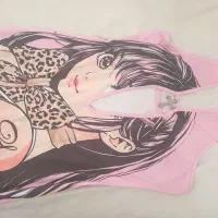 تاپ زنانه صورتی طرح‌ دار بنددار