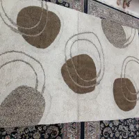 دو تخته فرش .. یک ۶ متری. یه ۱ونیم متری قیمت پایین