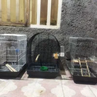 فروش سه عدد قفس بزرگ پرندگان زینتی با قیمت مناسب