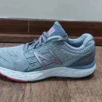 کتونی نیو بالانس اورجینال۶۸۰ سایز ۴۰