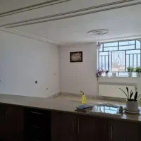 رهن و اجاره آپارتمان بلوار مبارزان ۲خوابه همکف