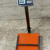 ترازو تاشو کامری