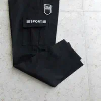 لباسهای یک مغازه لباس فروشی به قیمت قبل