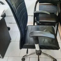 صندلی اداری سالم