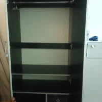 کمد لباسی بسیار تمی