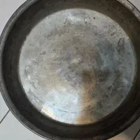 سینی روسی سایز بزرگ و تابه مسی قدیمی|کلکسیون اشیاء عتیقه|تهران, خواجه نظام الملک|دیوار