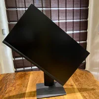 مانیتور دل ۲۲ اینچ فریم لس DELL 22 FRAMELESS|قطعات و لوازم جانبی رایانه|تهران, حکمت|دیوار