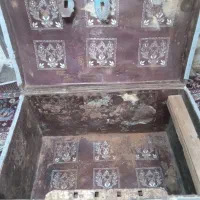 صندوق قدیمی|کلکسیون اشیاء عتیقه|رشت, نیروی دریایی|دیوار