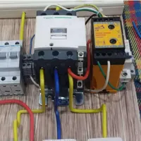 برقکار ساختمانی و صنعتی