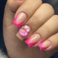 کاشت ناخن و کراتین و احیای مو فقط هزینه مواد