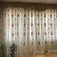 سلام پرده شیک تمیز ومرتب در حد نو با وسایل