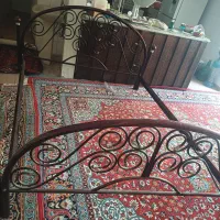 تخت دونفره