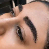 فیبروز- شیدینگ -خط چشم|خدمات آرایشگری و زیبایی|قم, صفاشهر|دیوار